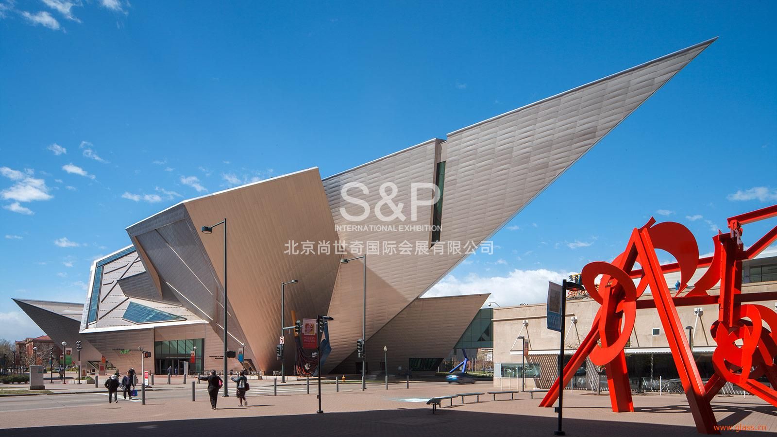 當藝術邂逅玻璃 ——北玻打造丹佛藝術博物館“新接待中心”項目